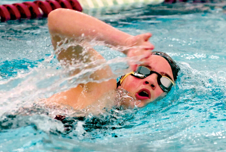 Tyrone boys, Altoona girls triumph